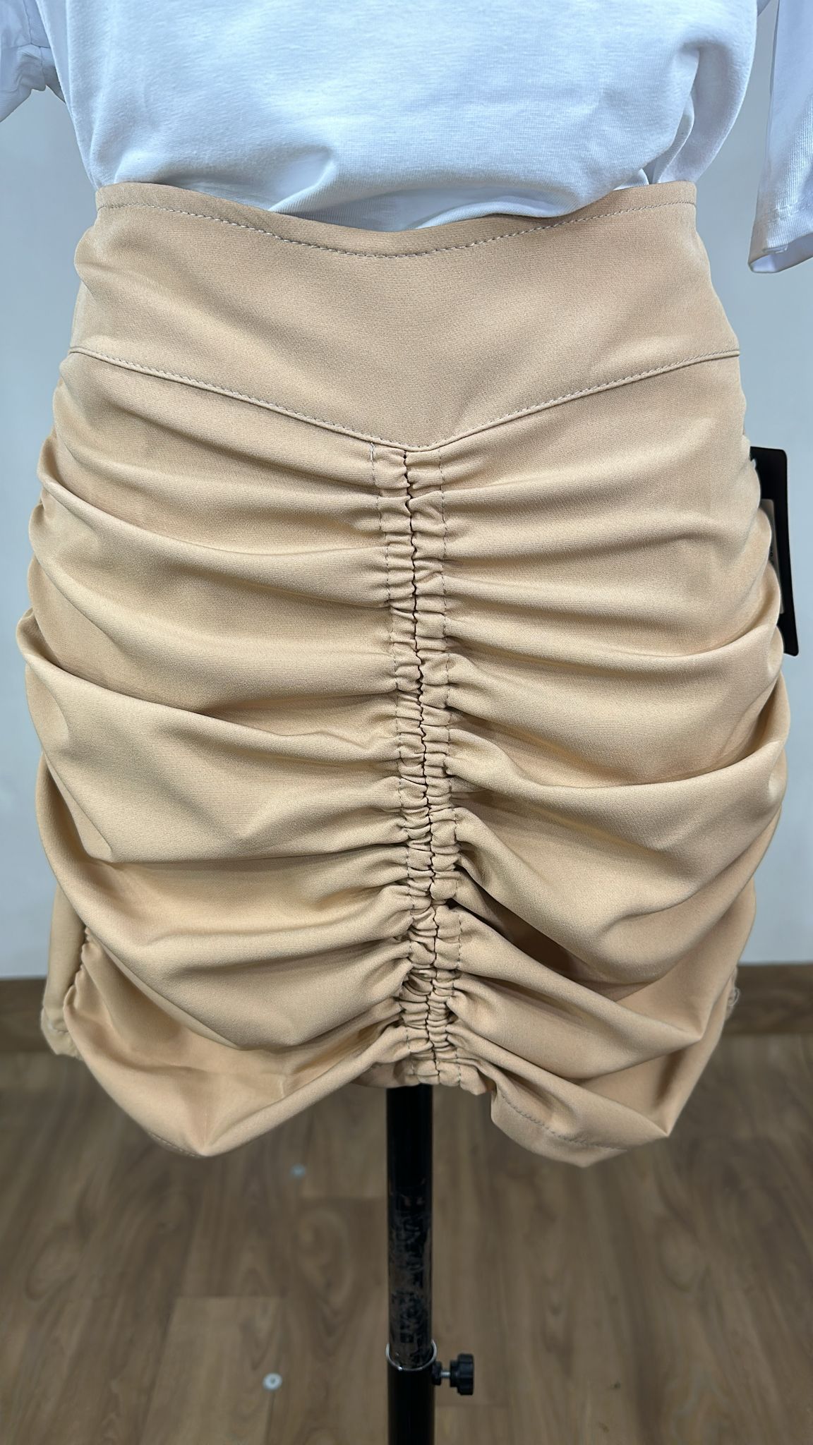 Gonna beige
