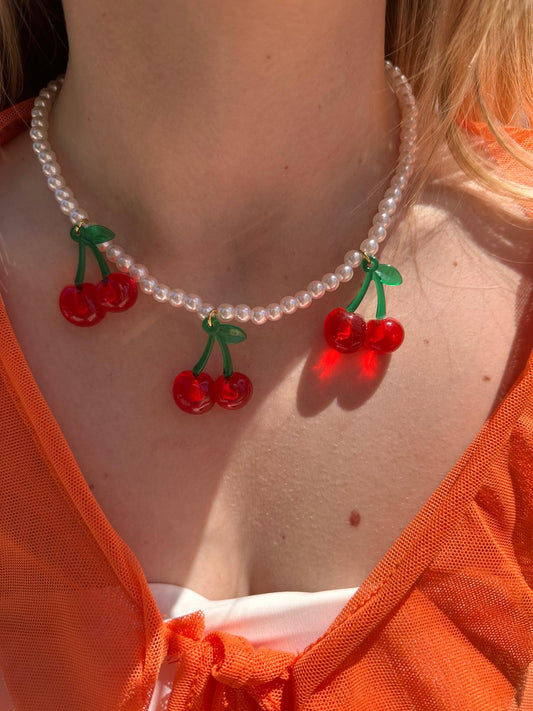 Collana cherry